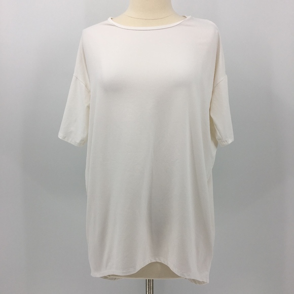 LuLaRoe Tops - LulaRoe Solid White Irma Tee